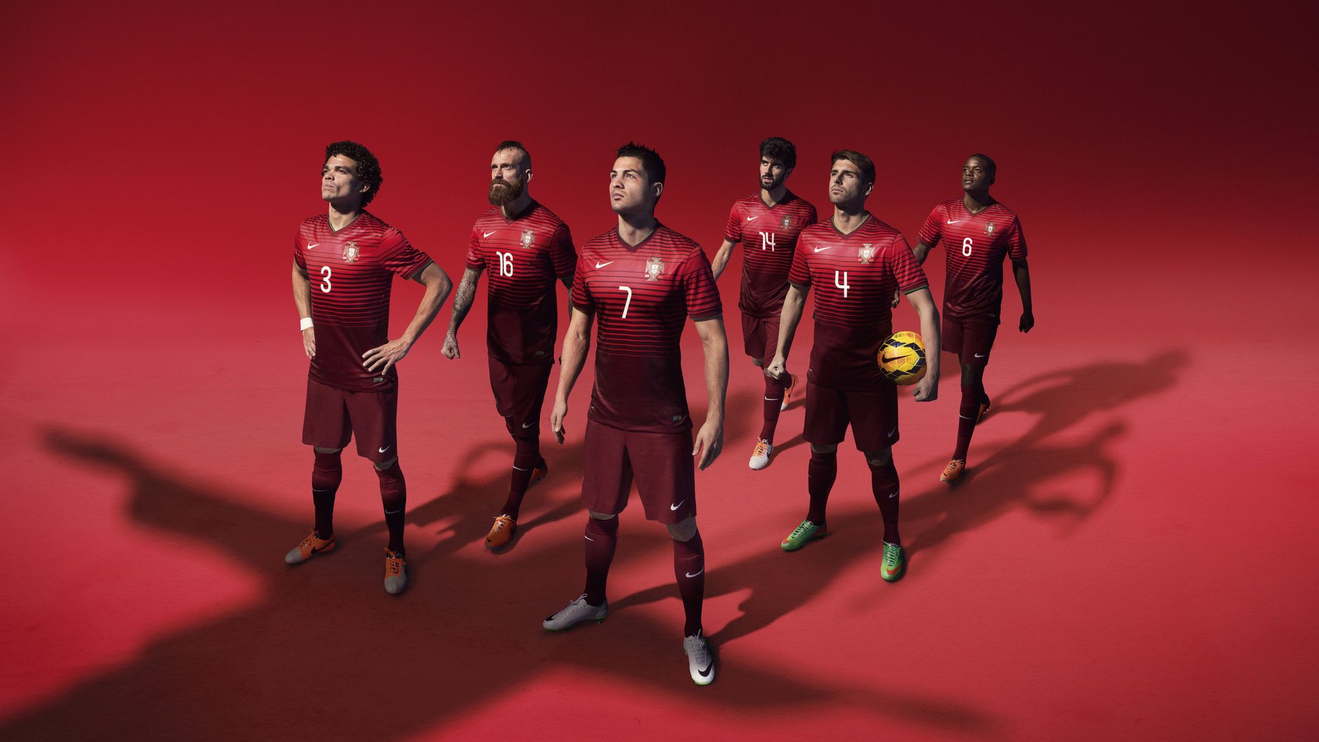 中超球队揭秘年薪数据：球迷看呆